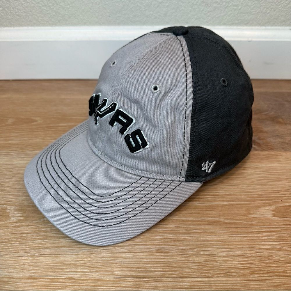 NWOT 47 Brand San Antonio Spurs Black Gray Fitted Hat - Picture 3 of 11